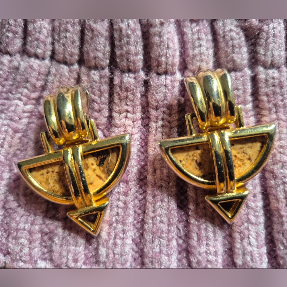 Elegant Colour Gold Clip-On Earrings
